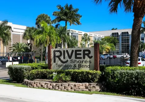 3040 NE 16th Avenue Oakland Park FL 33334