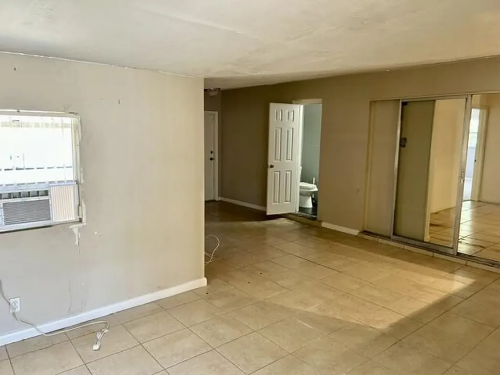 5371 NE 17th Terrace Fort Lauderdale FL 33334