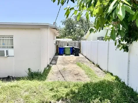 5371 NE 17th Terrace Fort Lauderdale FL 33334