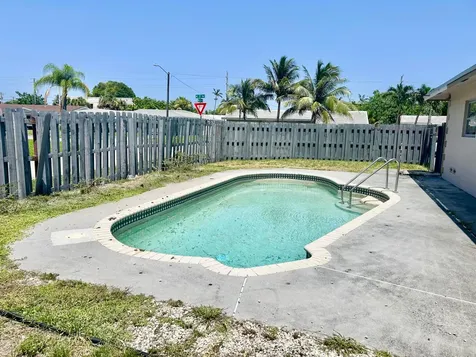 5371 NE 17th Terrace Fort Lauderdale FL 33334