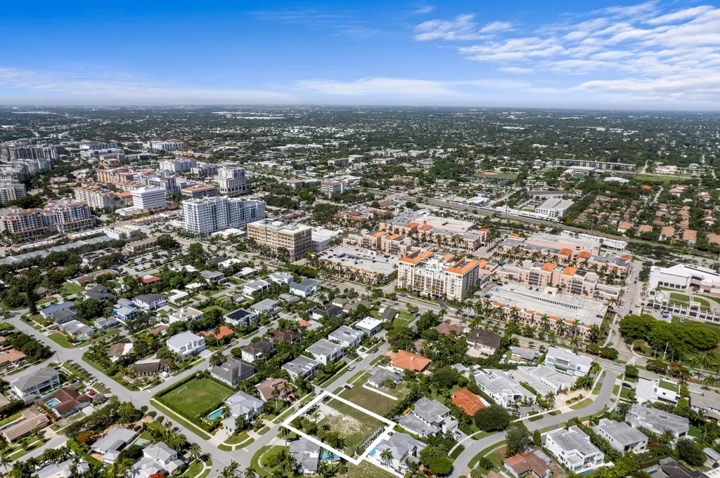 275 NE 4th Street Boca Raton FL 33432