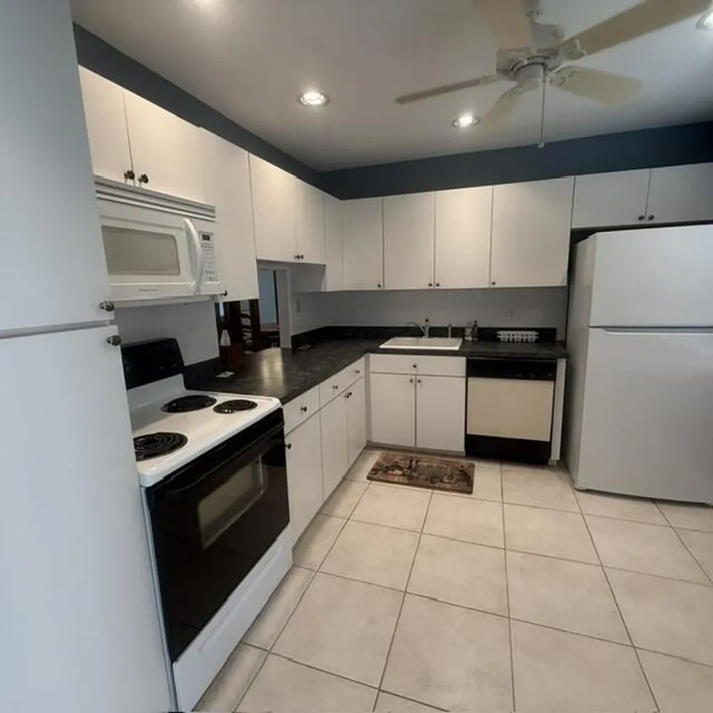 166 Lake Meryl Drive West Palm Beach FL 33411