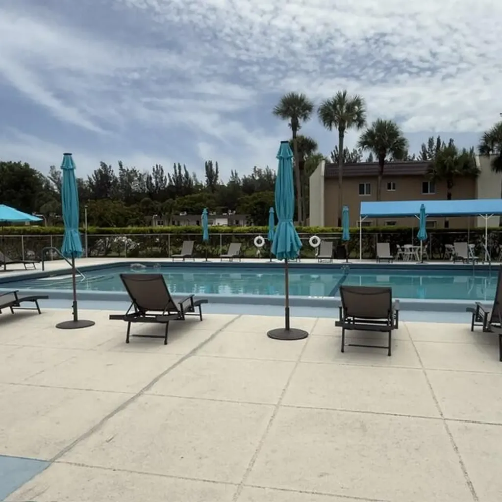 166 Lake Meryl Drive West Palm Beach FL 33411