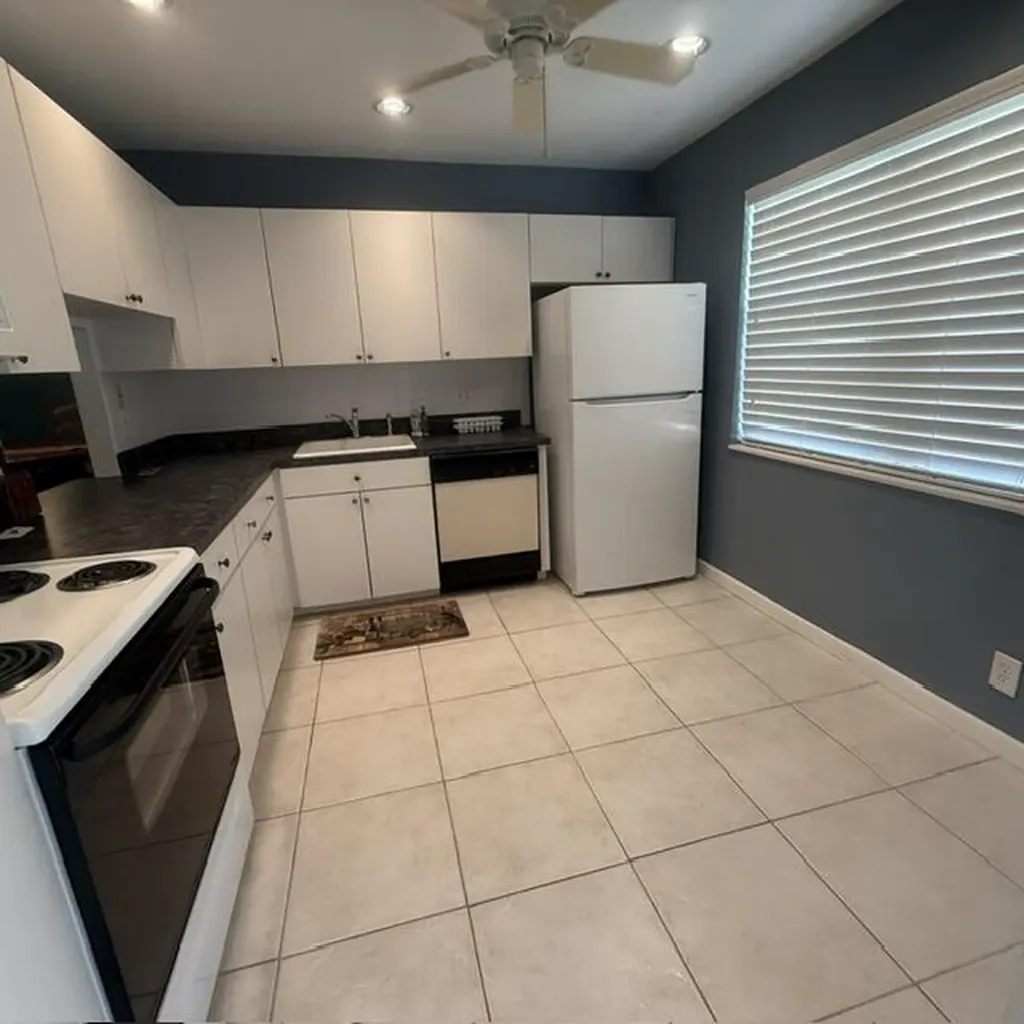 166 Lake Meryl Drive West Palm Beach FL 33411