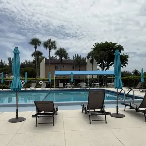166 Lake Meryl Drive West Palm Beach FL 33411