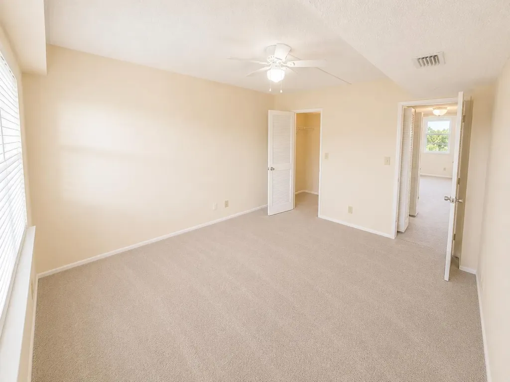 3520 Oaks Way Pompano Beach FL 33069