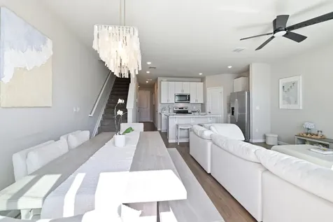 5650 Enclave Drive Mangonia Park FL 33407