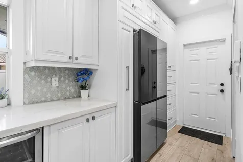 3203 NE 6th Boca Raton FL 33431