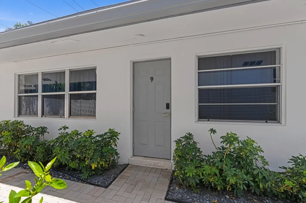1301 NE 16th Terrace Fort Lauderdale FL 33304