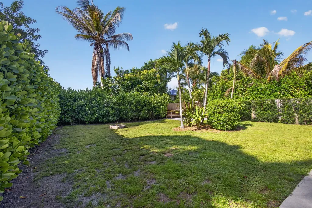 6934 Palm Garden Street Jupiter FL 33458