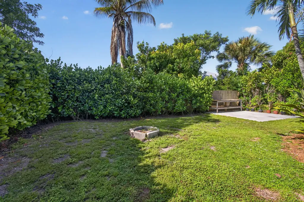 6934 Palm Garden Street Jupiter FL 33458