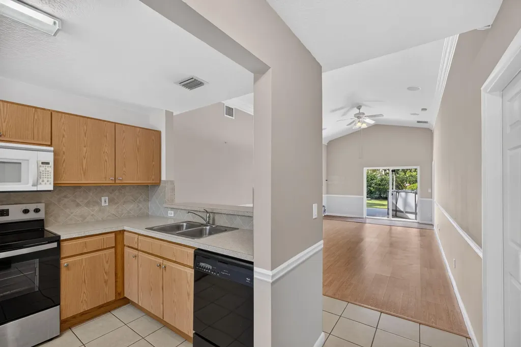 6934 Palm Garden Street Jupiter FL 33458