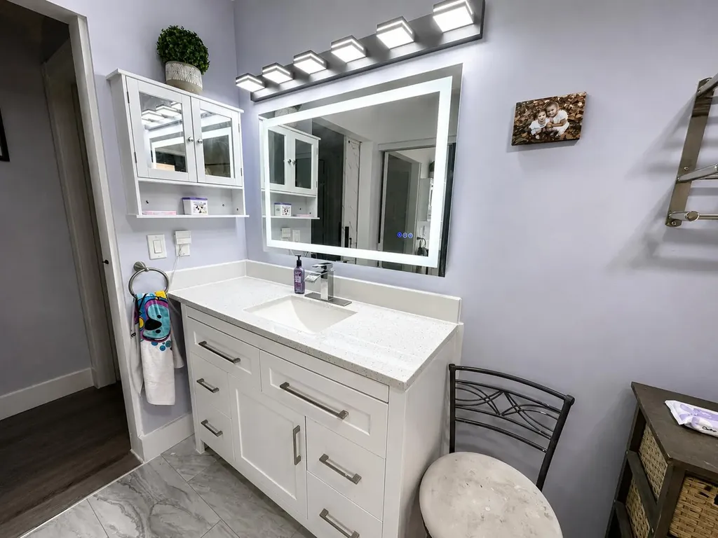 6995 NW 5th Avenue Boca Raton FL 33487