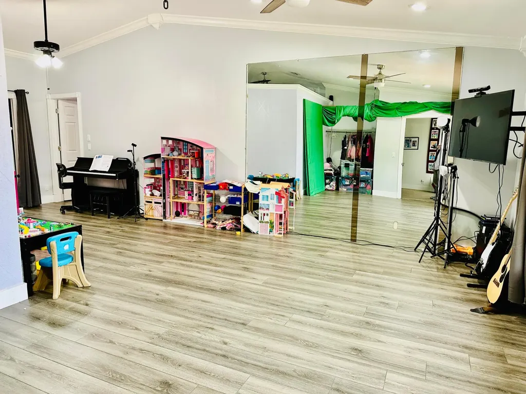 6995 NW 5th Avenue Boca Raton FL 33487