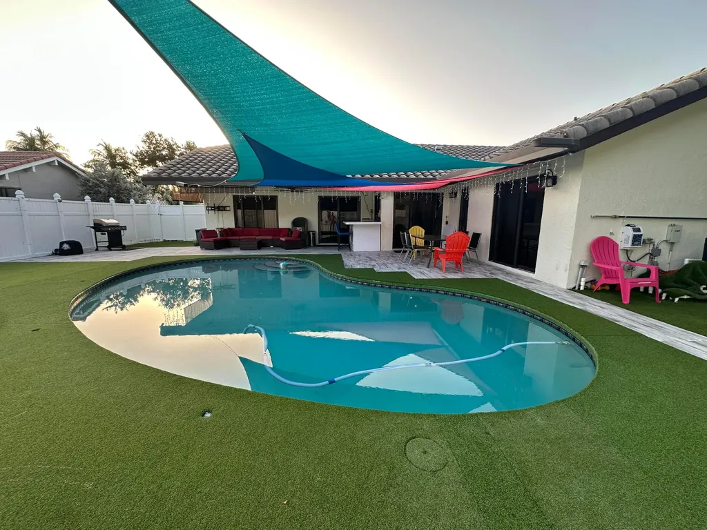 6995 NW 5th Avenue Boca Raton FL 33487