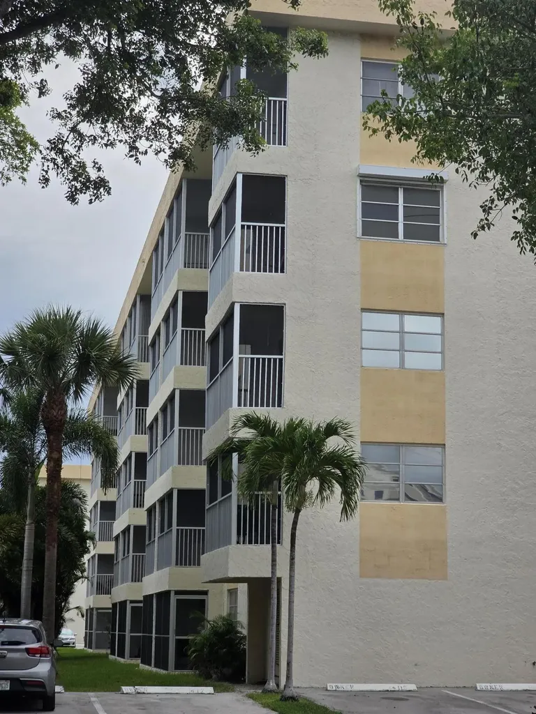 55 SW 2nd Avenue Boca Raton FL 33432
