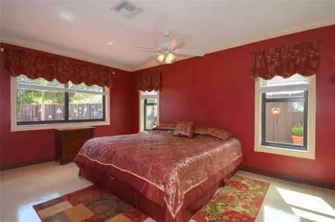 4148 NW 19th Terrace Oakland Park FL 33309