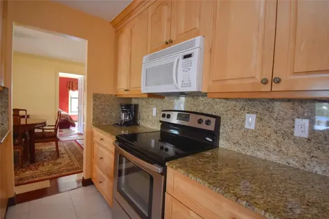 4148 NW 19th Terrace Oakland Park FL 33309