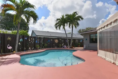 4148 NW 19th Terrace Oakland Park FL 33309