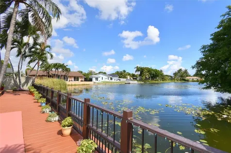 4148 NW 19th Terrace Oakland Park FL 33309