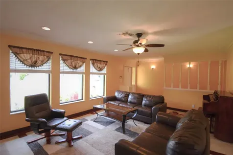 4148 NW 19th Terrace Oakland Park FL 33309
