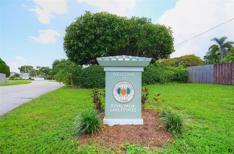 4148 NW 19th Terrace Oakland Park FL 33309