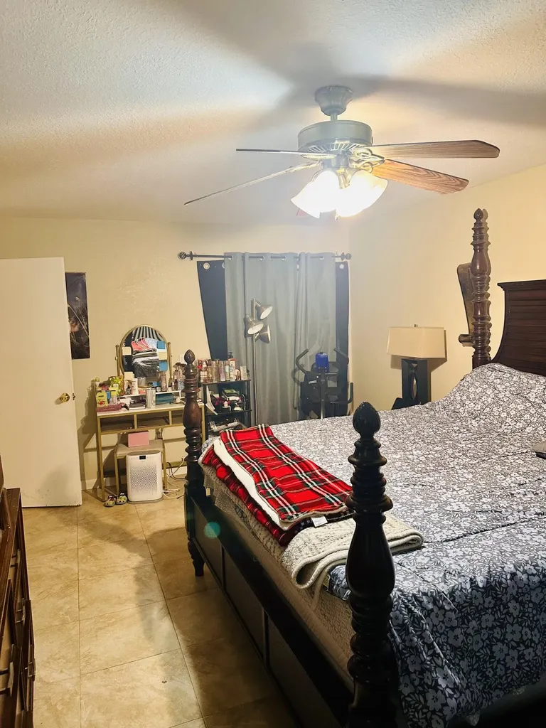 637 SE Thornhill Drive Port St Lucie FL 34983