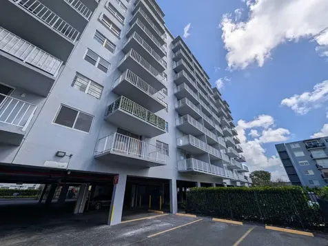 1470 NE 125th Terrace North Miami FL 33161