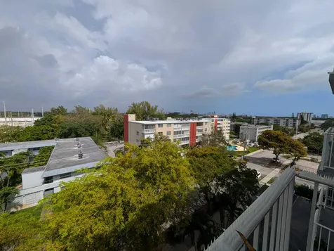 1470 NE 125th Terrace North Miami FL 33161