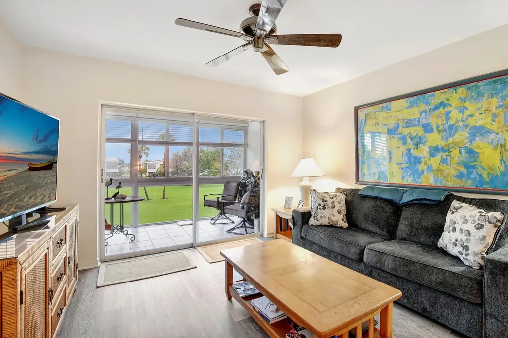 2650 W Golf Boulevard Pompano Beach FL 33064