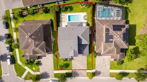 19671 Split Rail Run Loxahatchee FL 33470