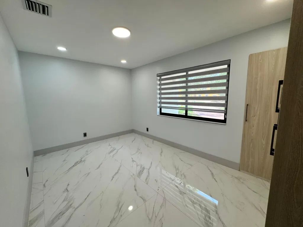 10225 SW 53rd Street Cooper City FL 33328