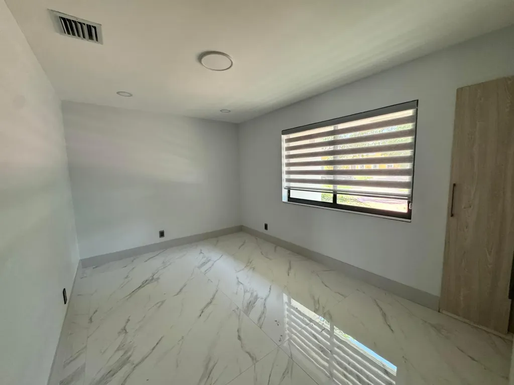 10225 SW 53rd Street Cooper City FL 33328