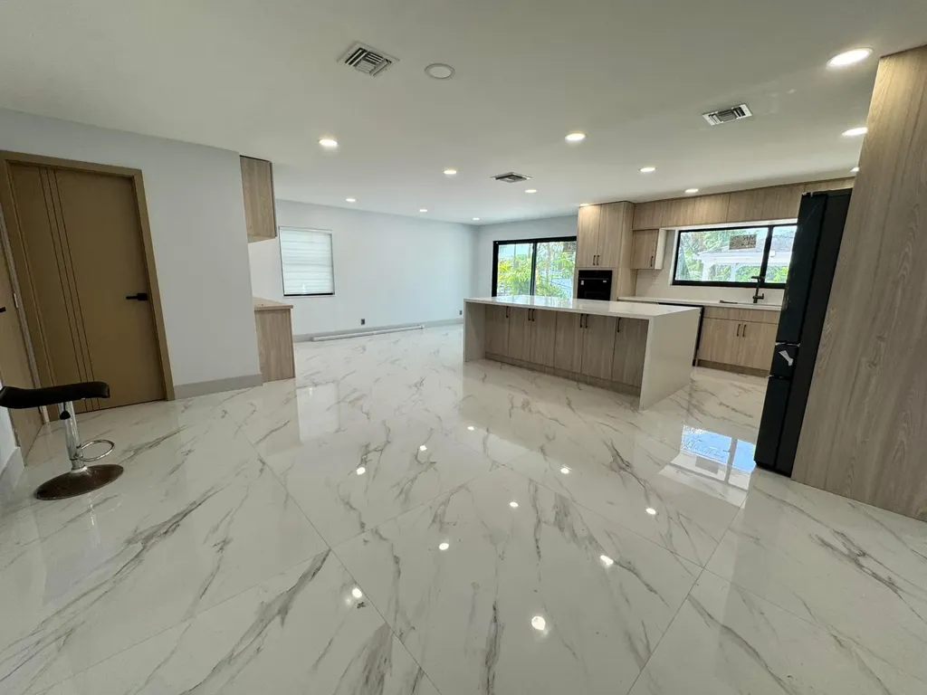 10225 SW 53rd Street Cooper City FL 33328