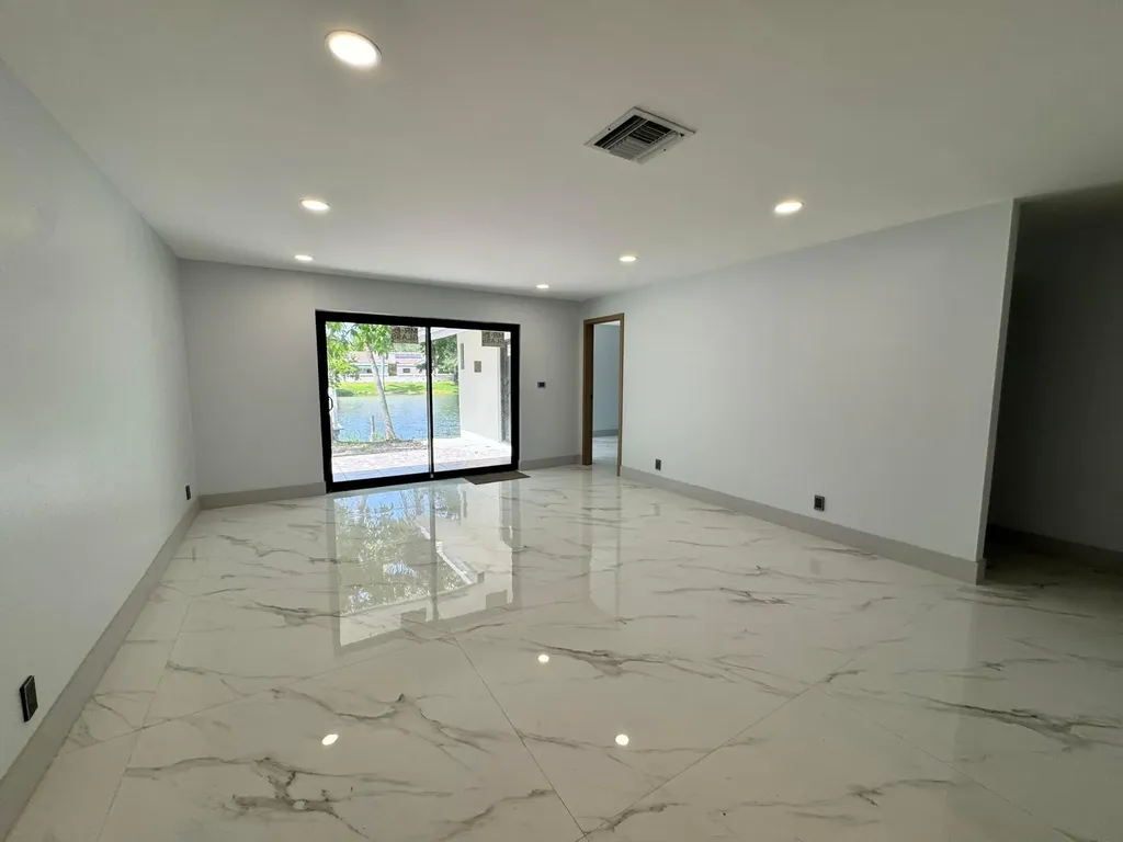 10225 SW 53rd Street Cooper City FL 33328