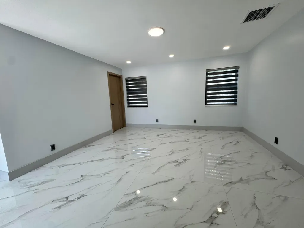 10225 SW 53rd Street Cooper City FL 33328