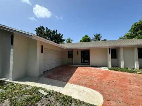 10225 SW 53rd Street Cooper City FL 33328