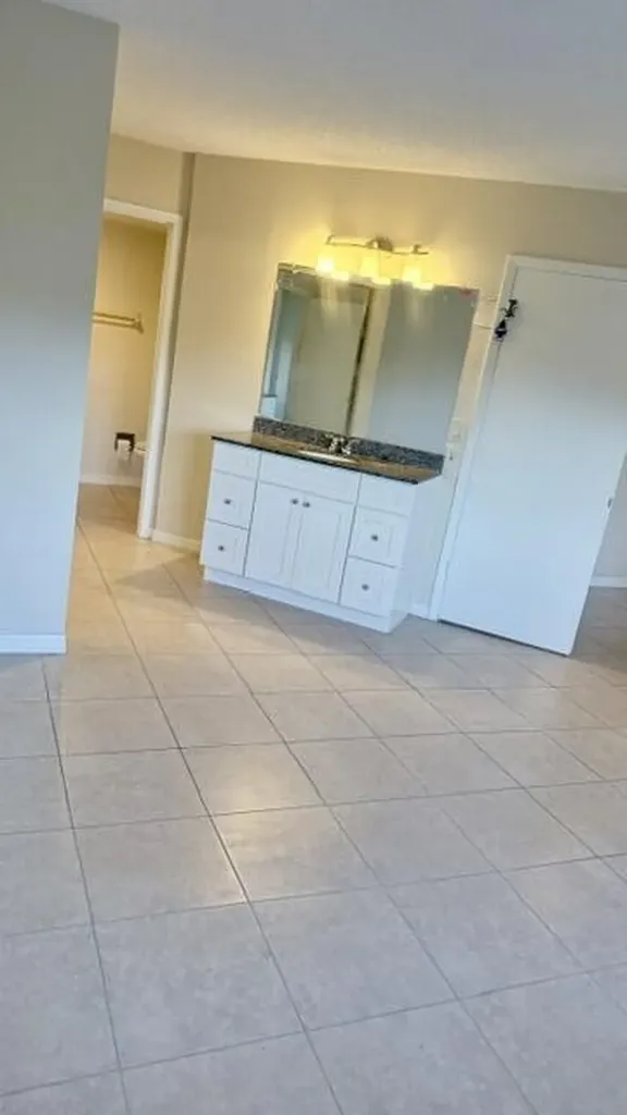1520 SE Royal Green Circle Port St Lucie FL 34952