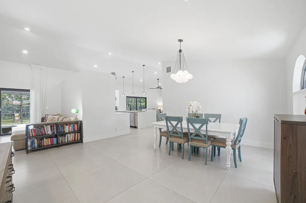 10027 NW 56th Court Coral Springs FL 33076