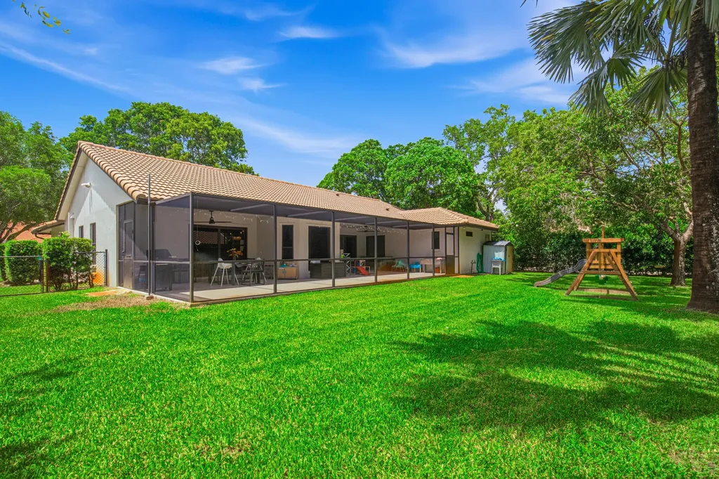 10027 NW 56th Court Coral Springs FL 33076