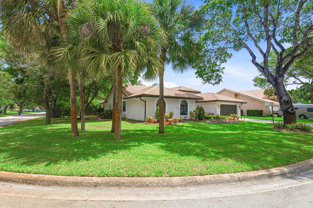 10027 NW 56th Court Coral Springs FL 33076