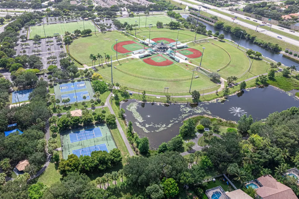 10027 NW 56th Court Coral Springs FL 33076