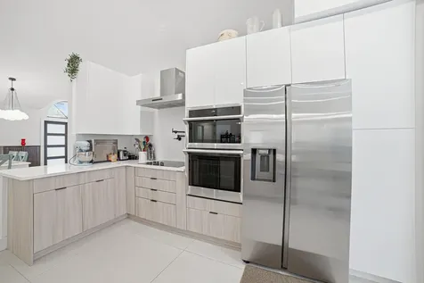10027 NW 56th Court Coral Springs FL 33076