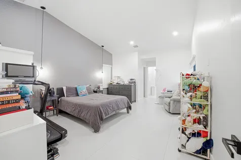 10027 NW 56th Court Coral Springs FL 33076