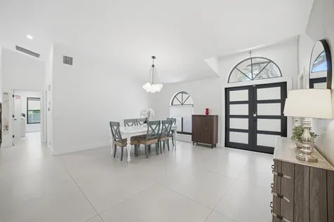 10027 NW 56th Court Coral Springs FL 33076