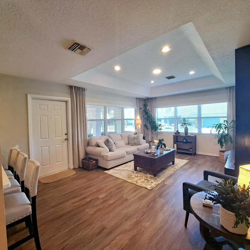 1747 N Dovetail Drive Fort Pierce FL 34982