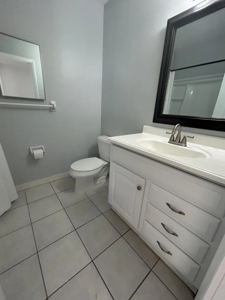 3550 NW 8th Avenue Pompano Beach FL 33064