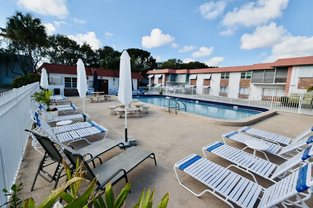 3550 NW 8th Avenue Pompano Beach FL 33064
