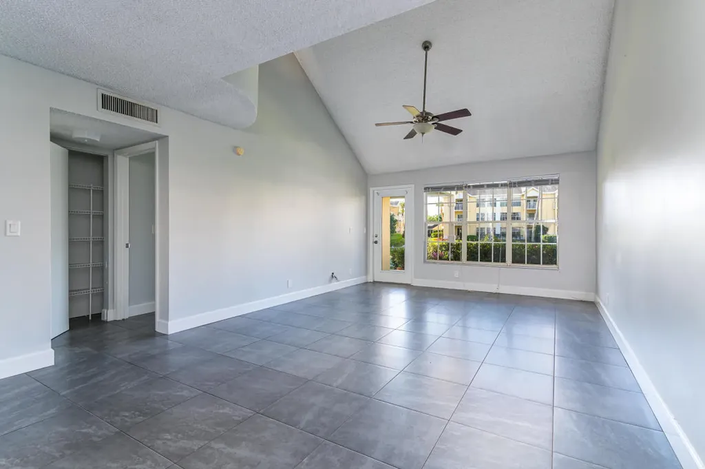 6299 La Costa Drive Boca Raton FL 33433