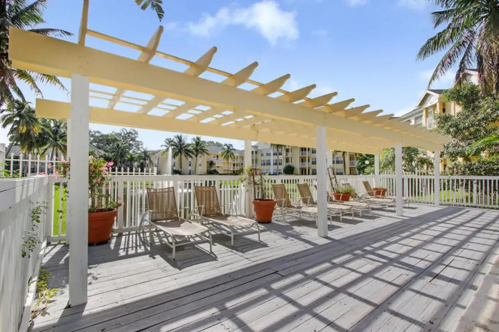 6299 La Costa Drive Boca Raton FL 33433